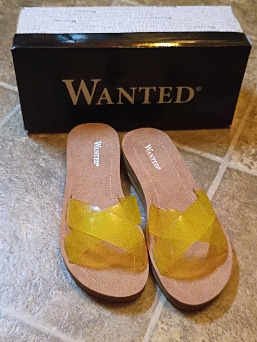 WANTED Seaglass Yellow Cross-Strap Slide Sandals NWT/Box, Women's Size 6 M - Picture 6 of 11